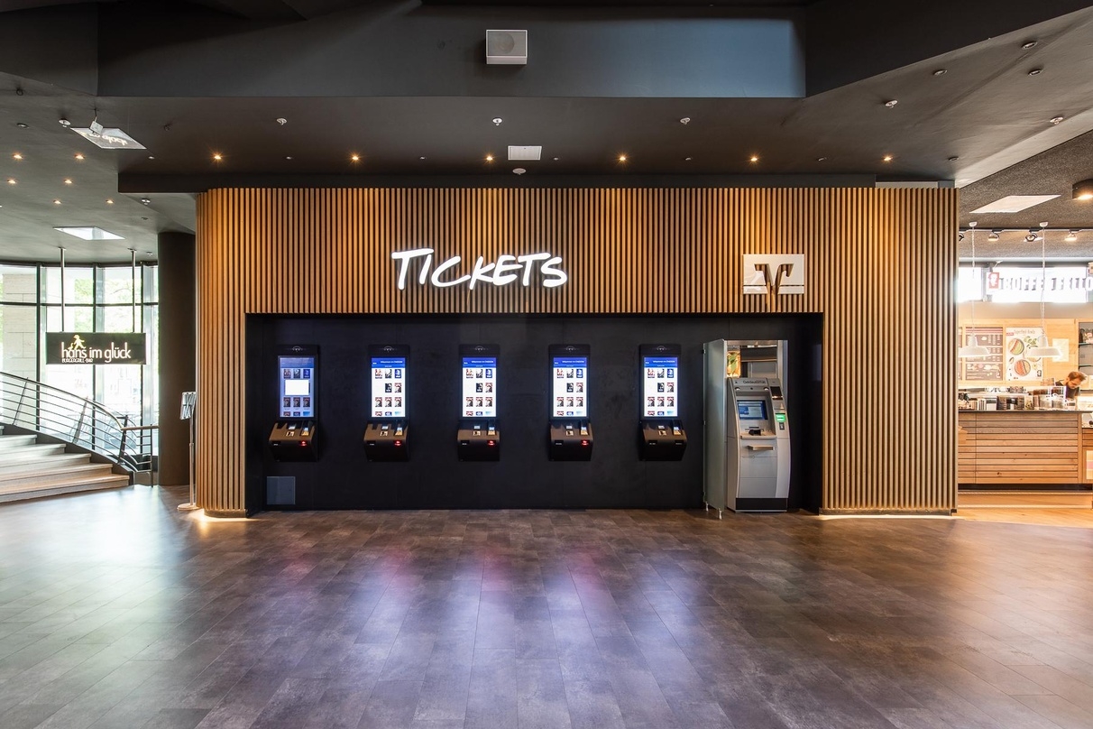 Im Zuge der jüngsten Modernisierung wurden im Cinedom auch Ticketautomaten installiert