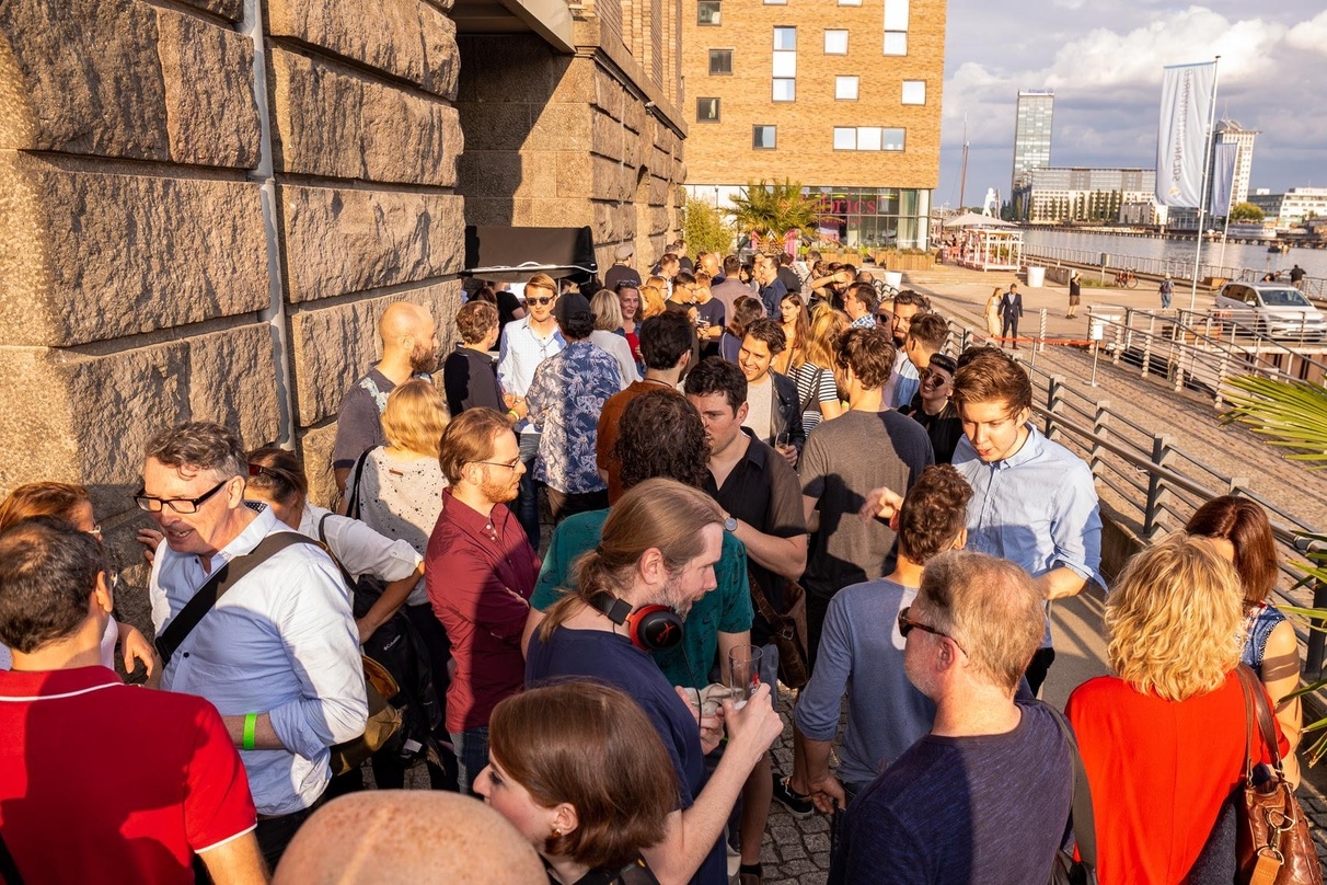 260 Gäste kamen zur Yager-Feier in Berlin Kreuzberg