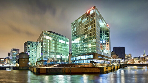 Das Spiegel-Hauptquartier an der Elbe in Hamburg