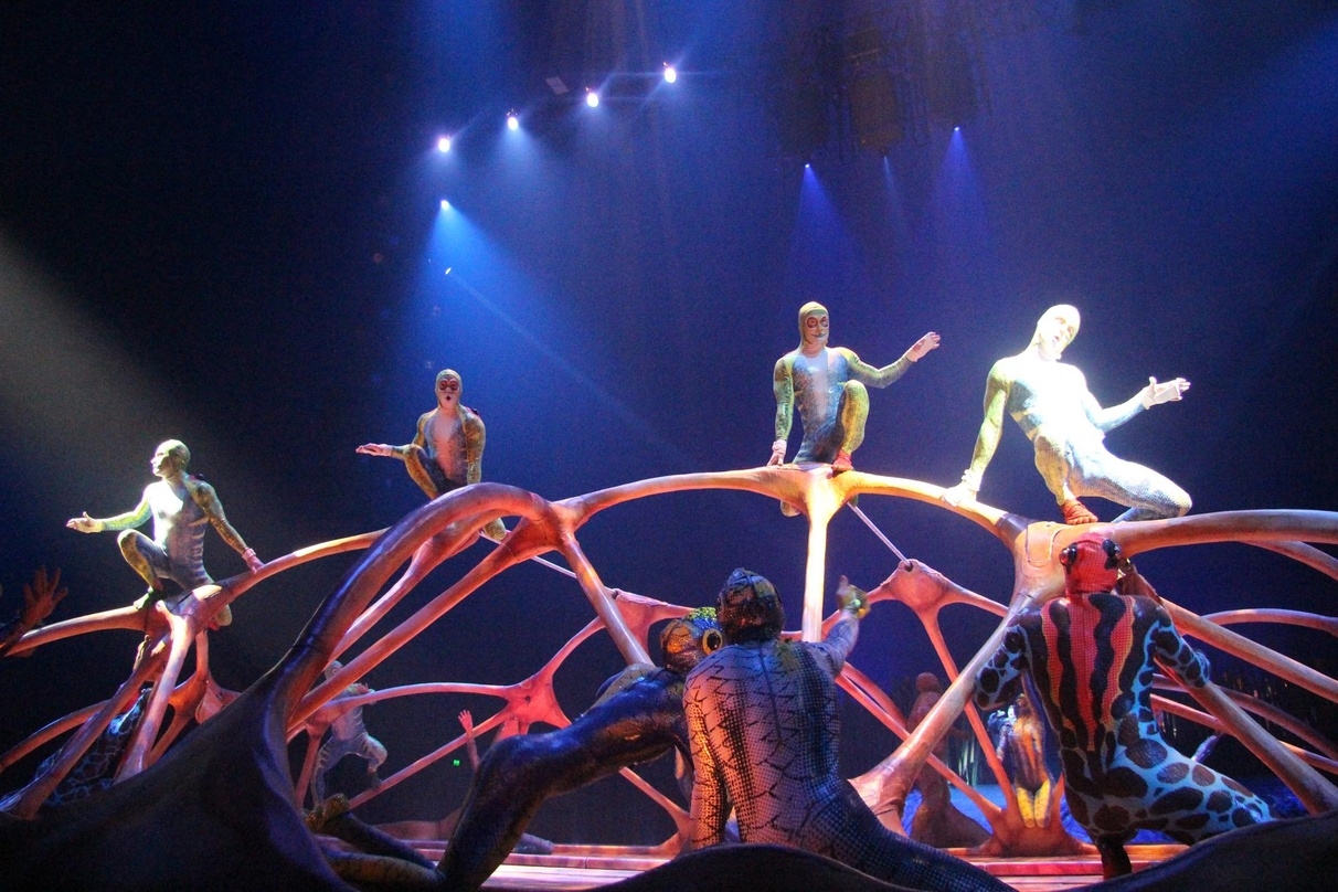 Bringt die Geschichte der Menschheit auf die Bühne: "Totem" von Cirque Du Soleil in München