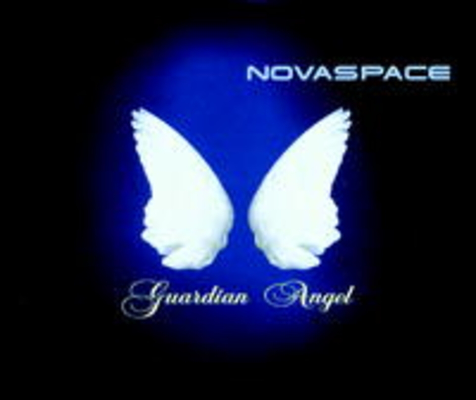 Prescht auf Platz neun vor: Cover Marke Novaspace
