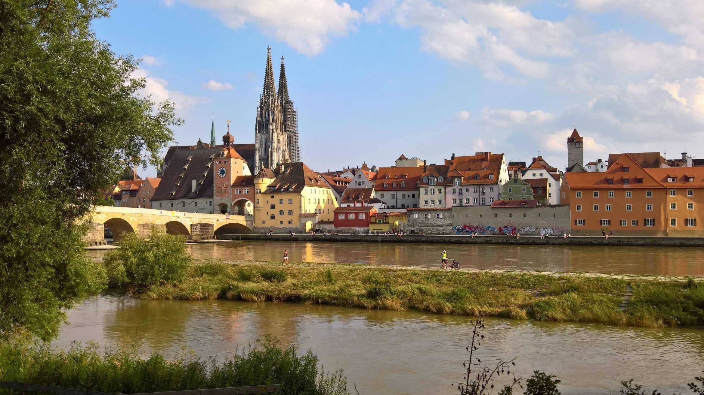 In der Stadt Regensburg leben rund 150.000 Menschen – 
