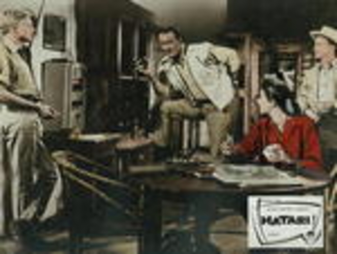 Red Buttons (rechts) mit Hardy Krüger und John Wayne in "Hatari"