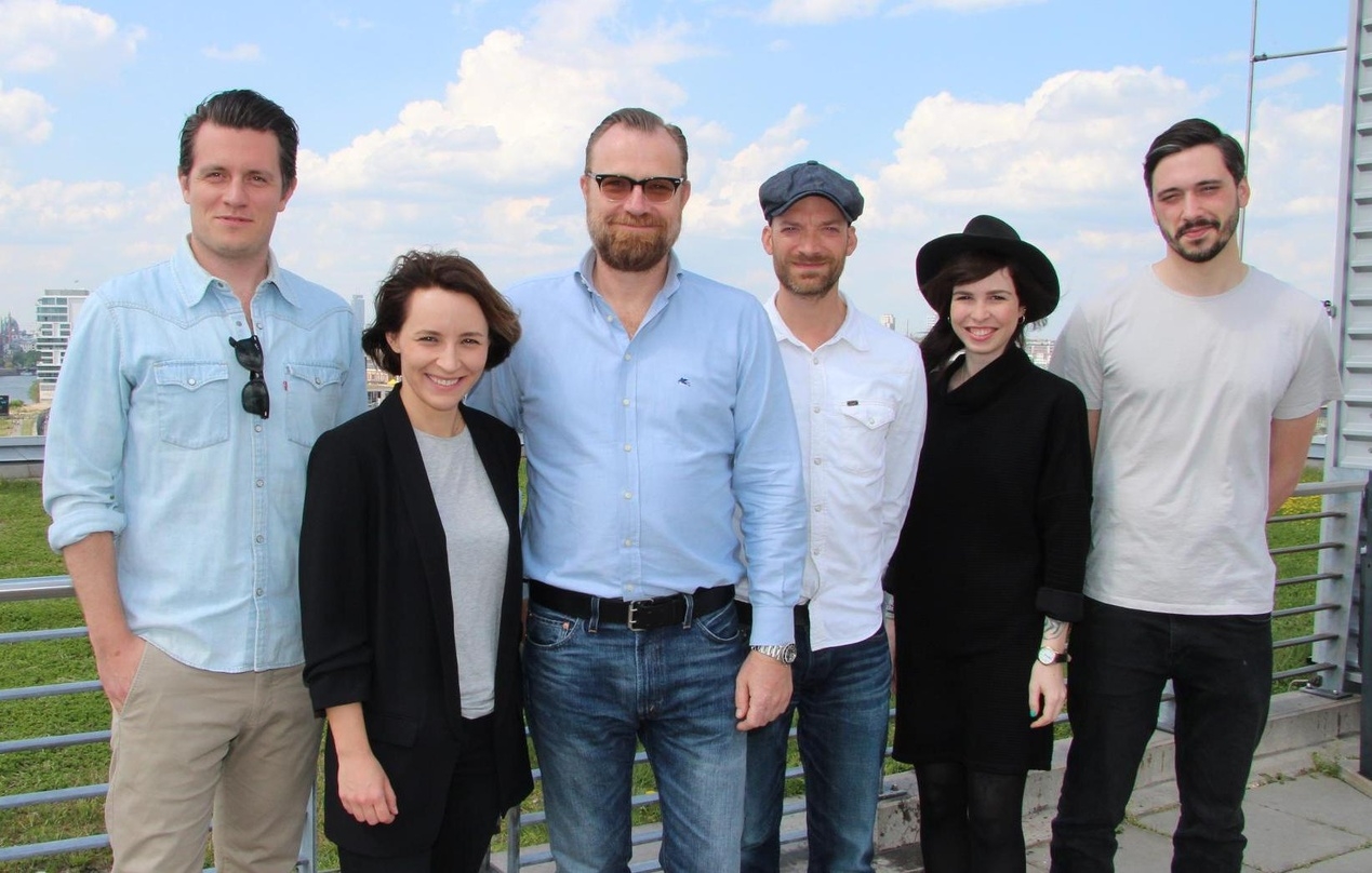 Bilden das Kreativteam bei Universal Music Publishing Germany (von links): Thomas Vidovic, Aleksandra Halas, Markus Wenzel, Ingo Heinzmann, Laura Kneip und Patrick Pitz
