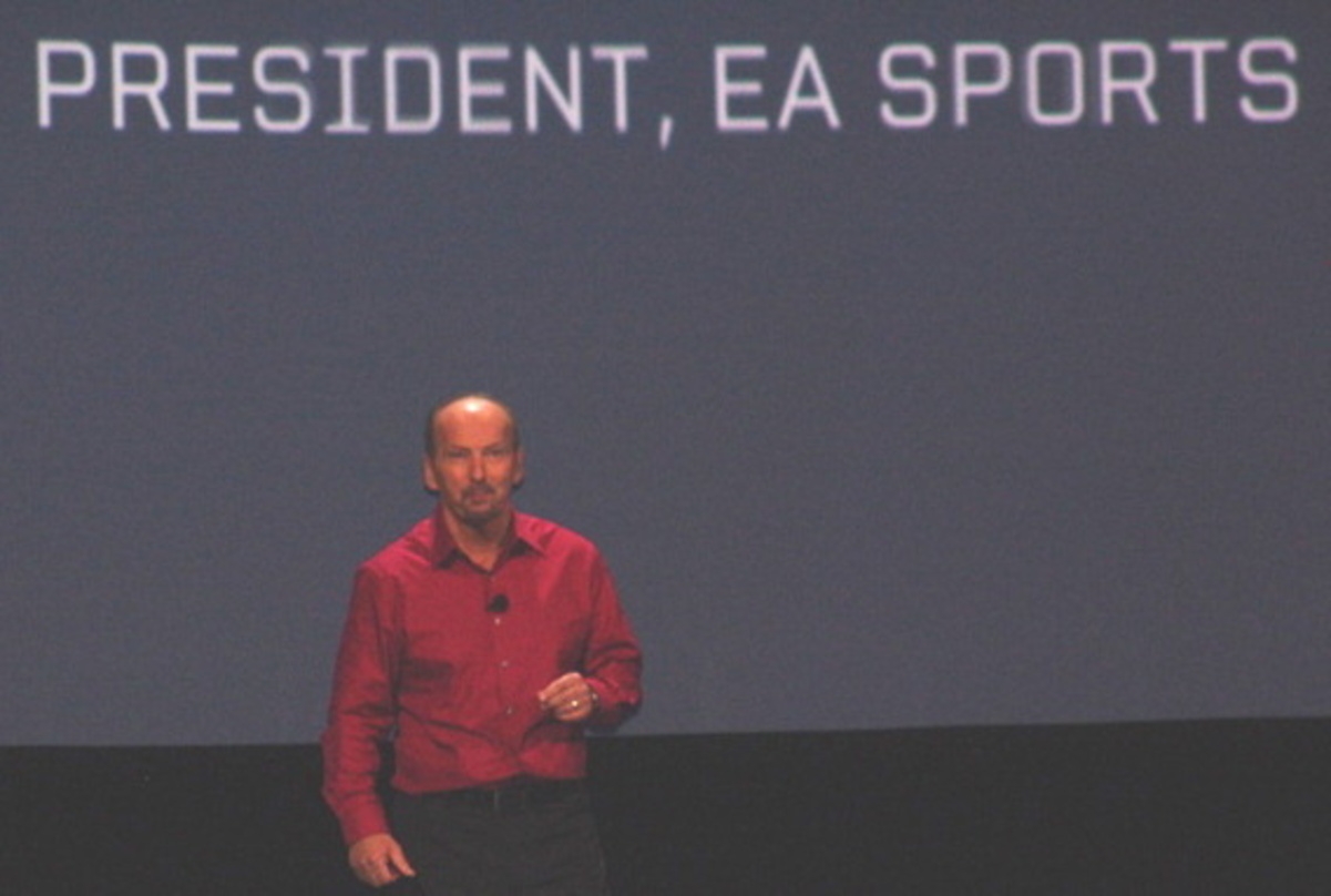 EA-Sports President Peter Moore stellte "Madden 11" und "MMA" vor und sparte dabei nicht mit Seitenhieben auf den Wettbewerb