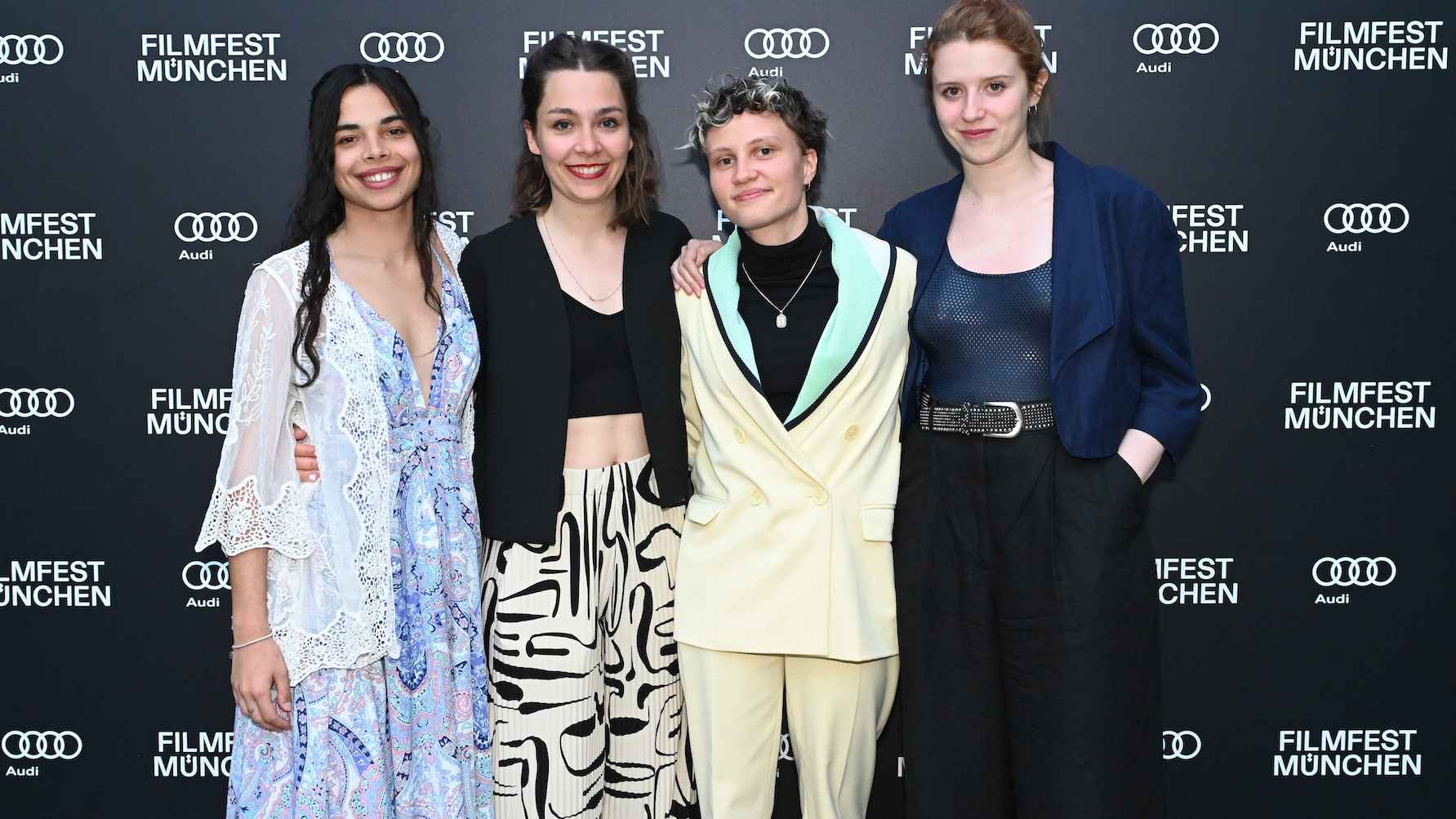 Sara Gianelli, Anna Roller, Luna Jordan, Katharina Stark bei der DEAD GIRLS DANCING Premiere
im Kino Sendlinger Tor während des 40. FILMFEST MÜNCHEN am 28. Juni 2023
© Filmfest München / Ronny Heine