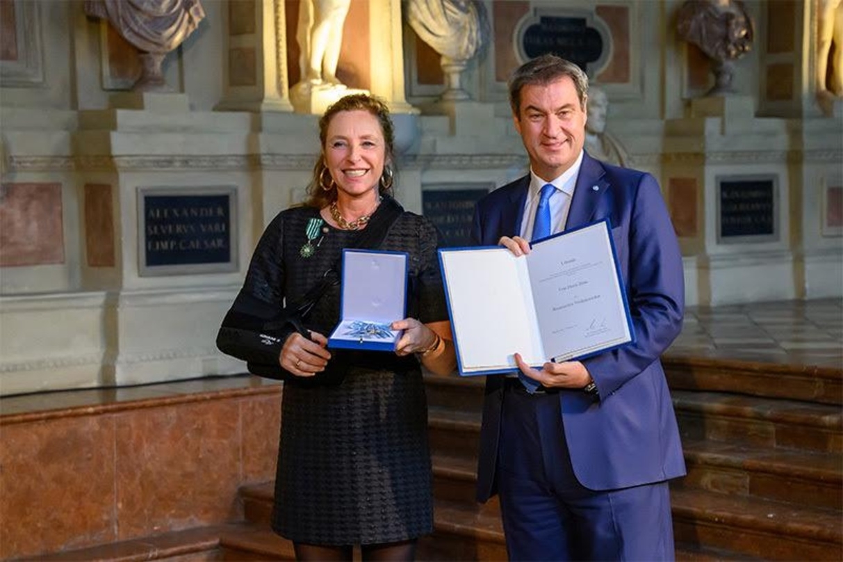 Diana Iljine und Ministerpräsident Markus Söder 