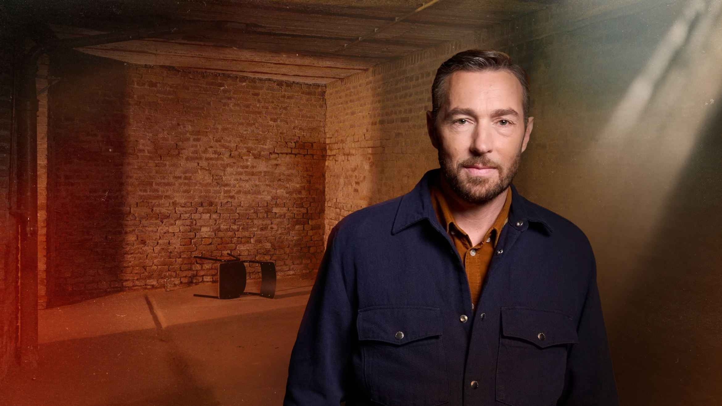 ZDF Moderator Sven Voss beim Dreh von "XY gelöst".