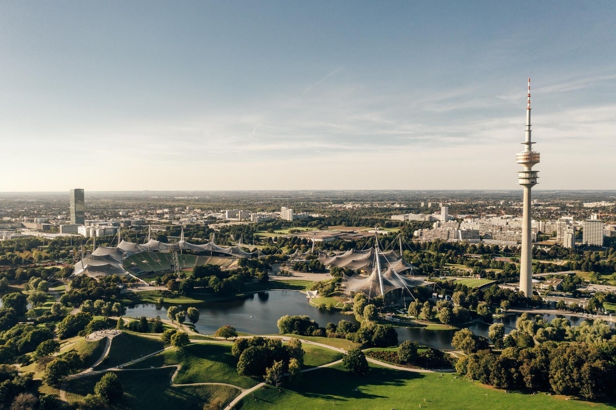 Neuer Konferenzort: der Olympiaturm München