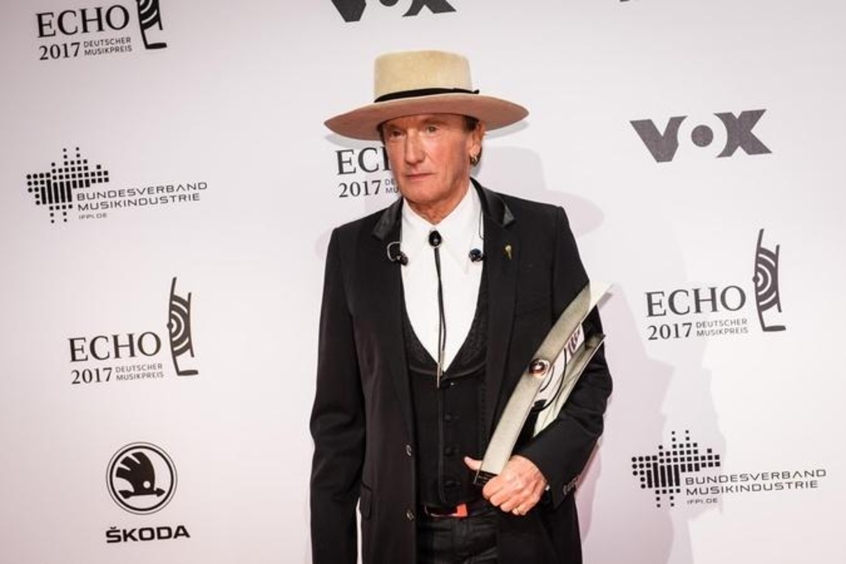 Mit dem Echo für sein Lebenswerk: Marius Müller-Westernhagen 2017 bei der Verleihung des deutschen Musikpreises in Berlin