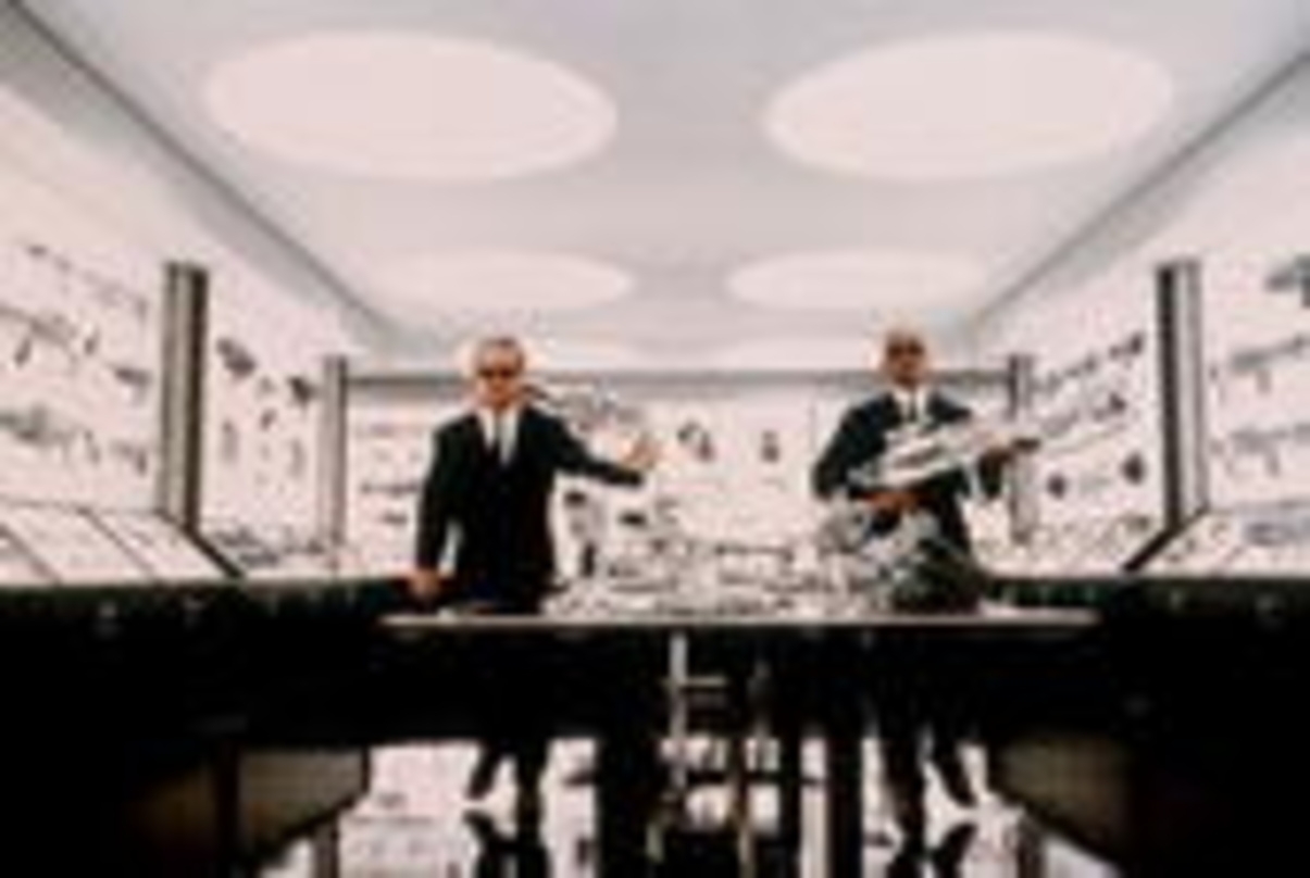 Wieder da: Die "Men in Black"