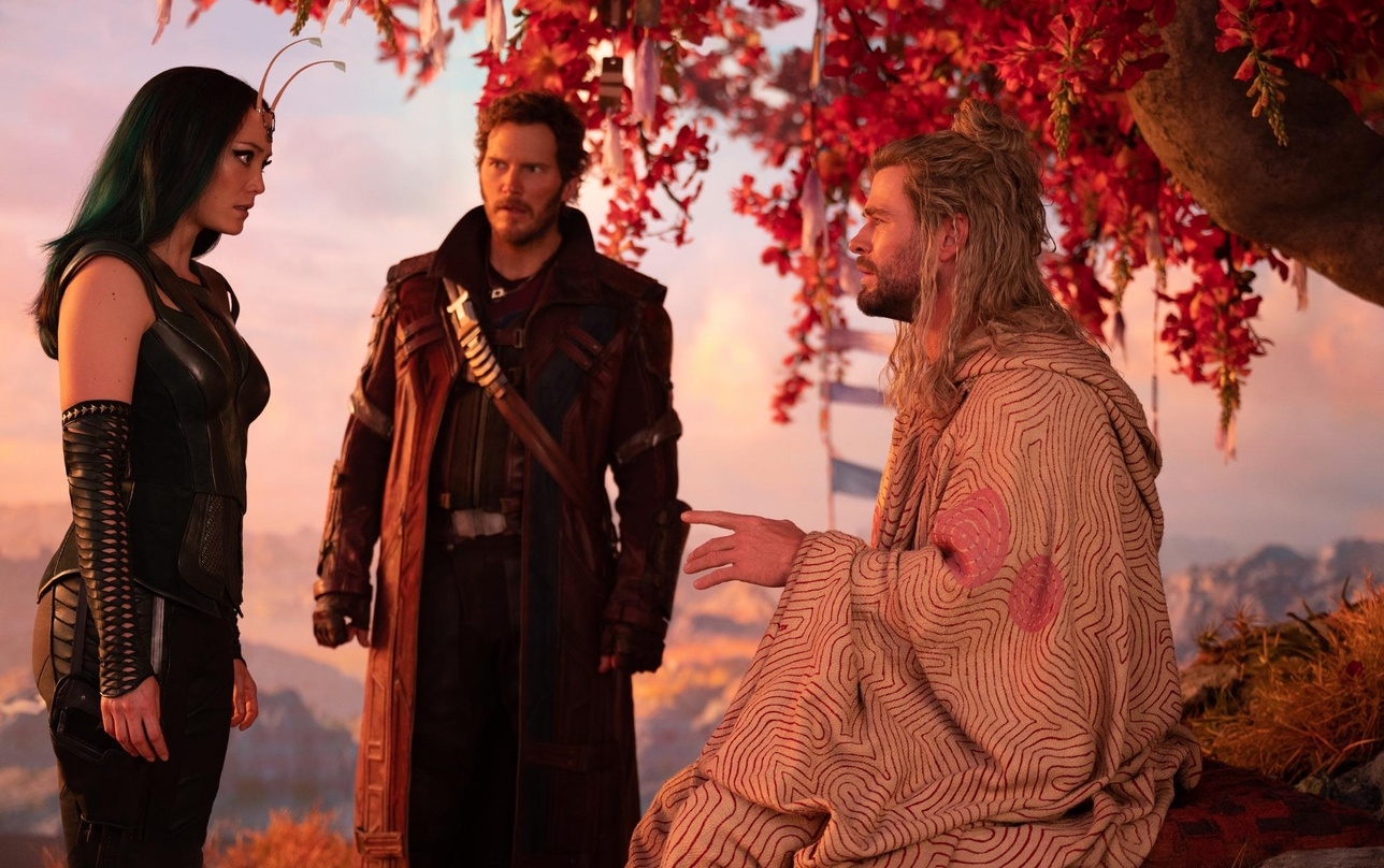 Während aktuell Thor: Love and Thunder in den Kinos läuft, hat Marvel-Mastermind Kevin Feige gerade die nächsten Phasen skizziert