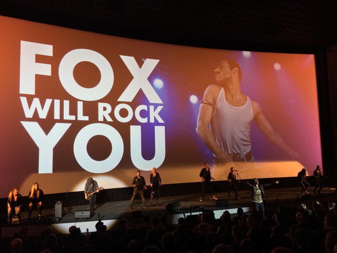 Paukenschlag zum Auftakt: Mit "We will rock you!" startete die Fox in ihre Tradeshow