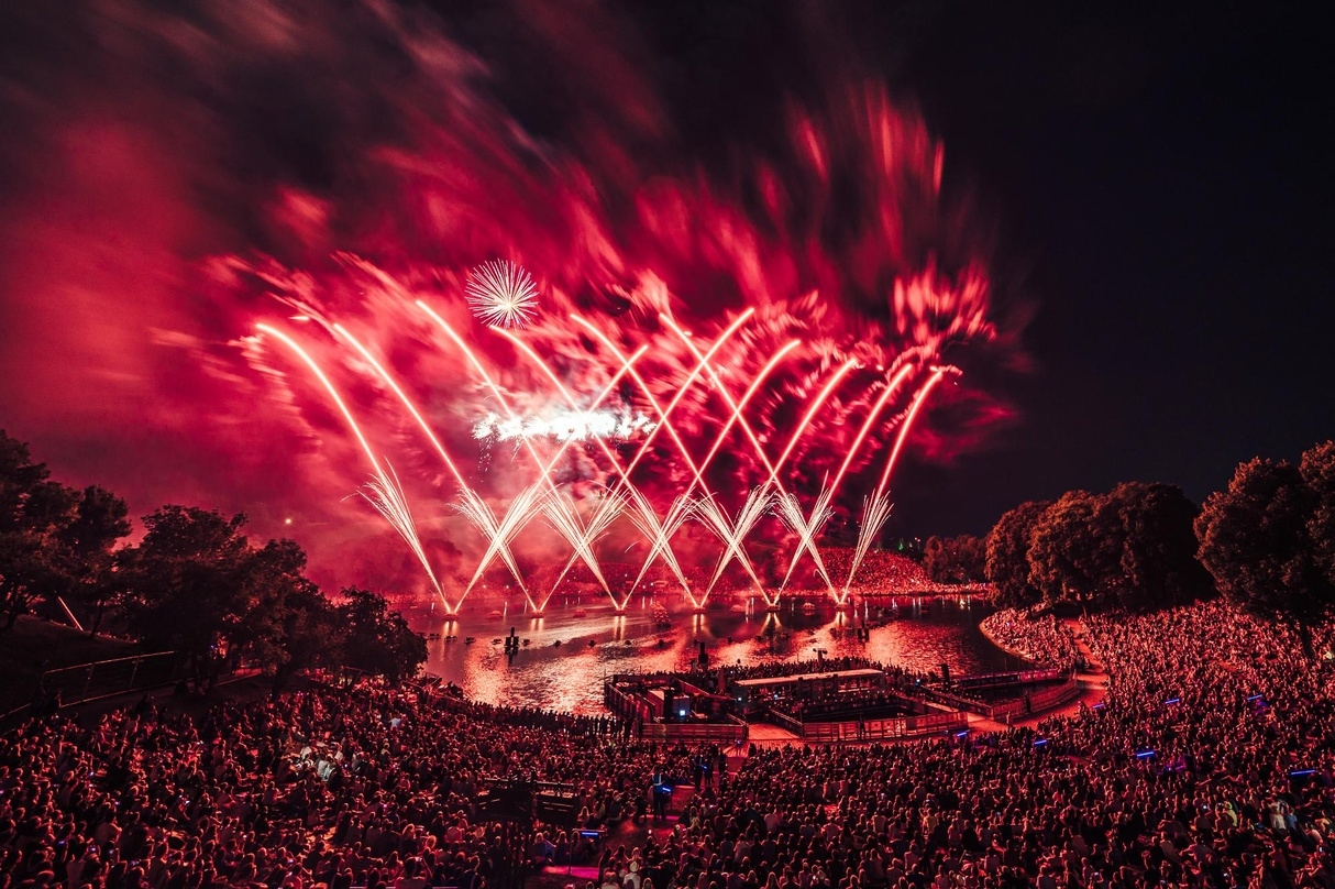 Kehrt in den Olympiapark München zurück: der Sommernachtstraum, hier eine Impression von 2019