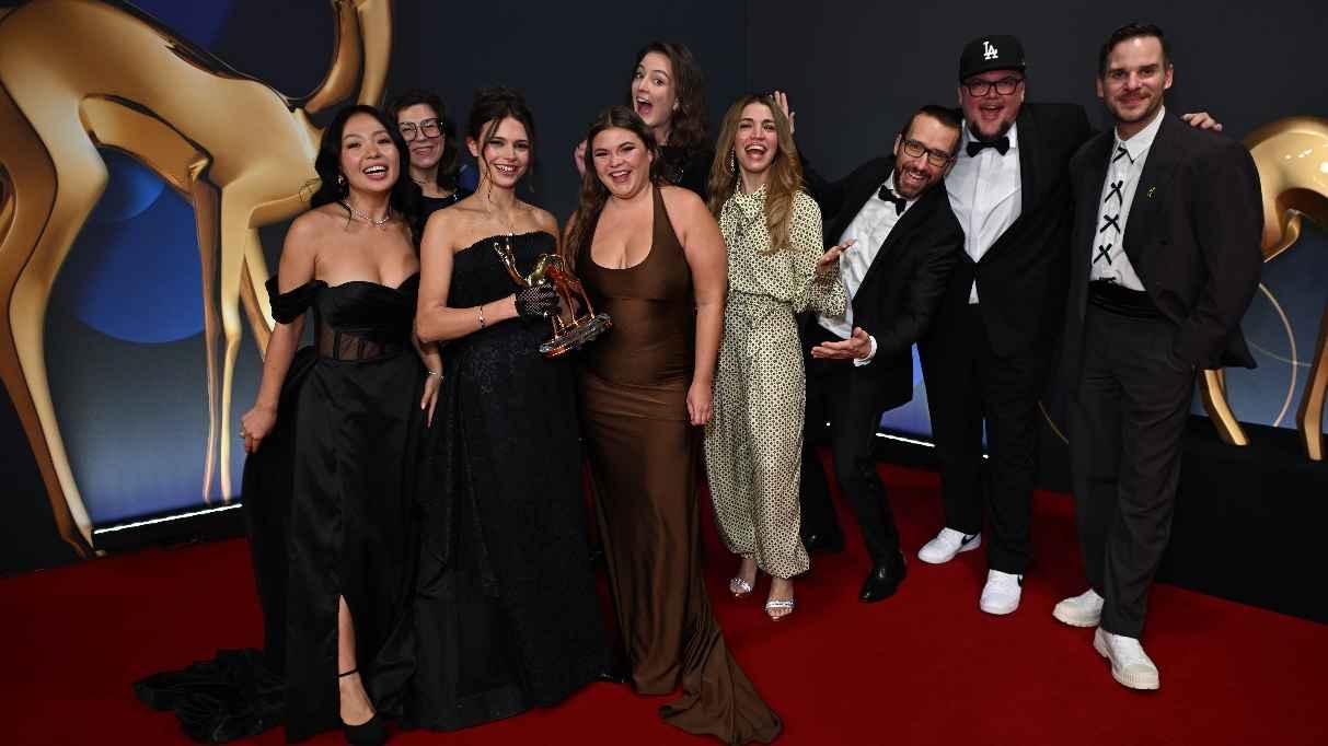 „Maxton Hall“ gewinnt Bambi