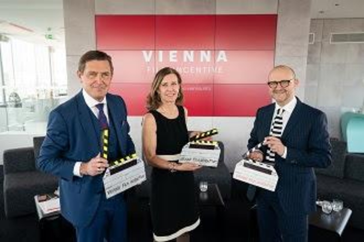  Bei der Vorstellung von "Vienna Film Incentive" (v.l.n.r.): Wirtschaftsstadtrat Peter Hanke, Marijana Stoisits, Geschäftsführerin der Vienna Film Commission und Tourismusdirektor Norbert Kettner 