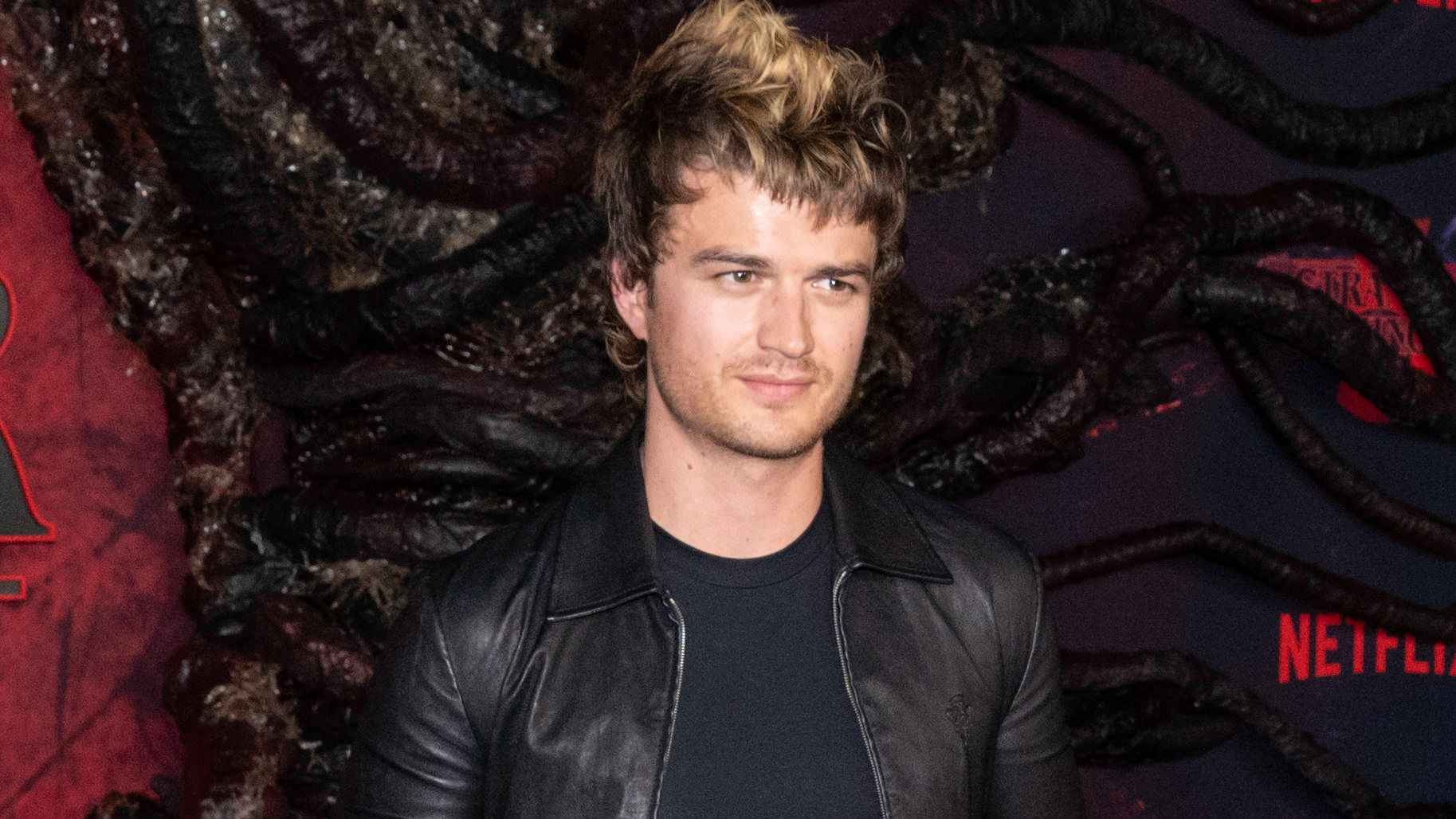 Charts KW02: "Stranger Things"-Songs mischen Charts auf