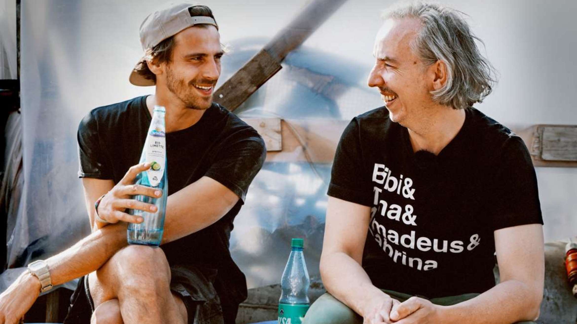 Fynn Kliemann und Olli Schulz in der Netflix-Reihe "Das Hausboot" - 