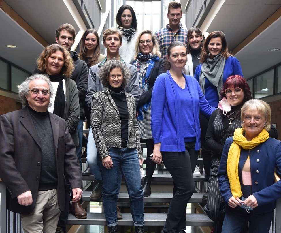 Die PMF-Pioniere mit ihren Firmenpaten und Dozenten an der Hochschule Ansbach