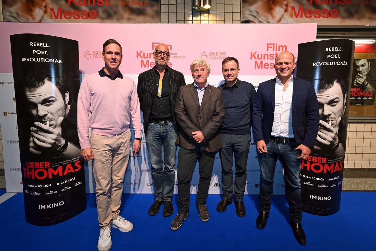 Zum Eröffnungs-Screening von "Lieber Thomas" konnten Felix Bruder (l.) und Christian Bräuer (r.) Andreas Kleinert, Jörg Schüttauf und Thomas Wendrich begrüßen