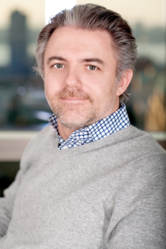 Baut auf zeitlose Kataloge: Laurent Hubert