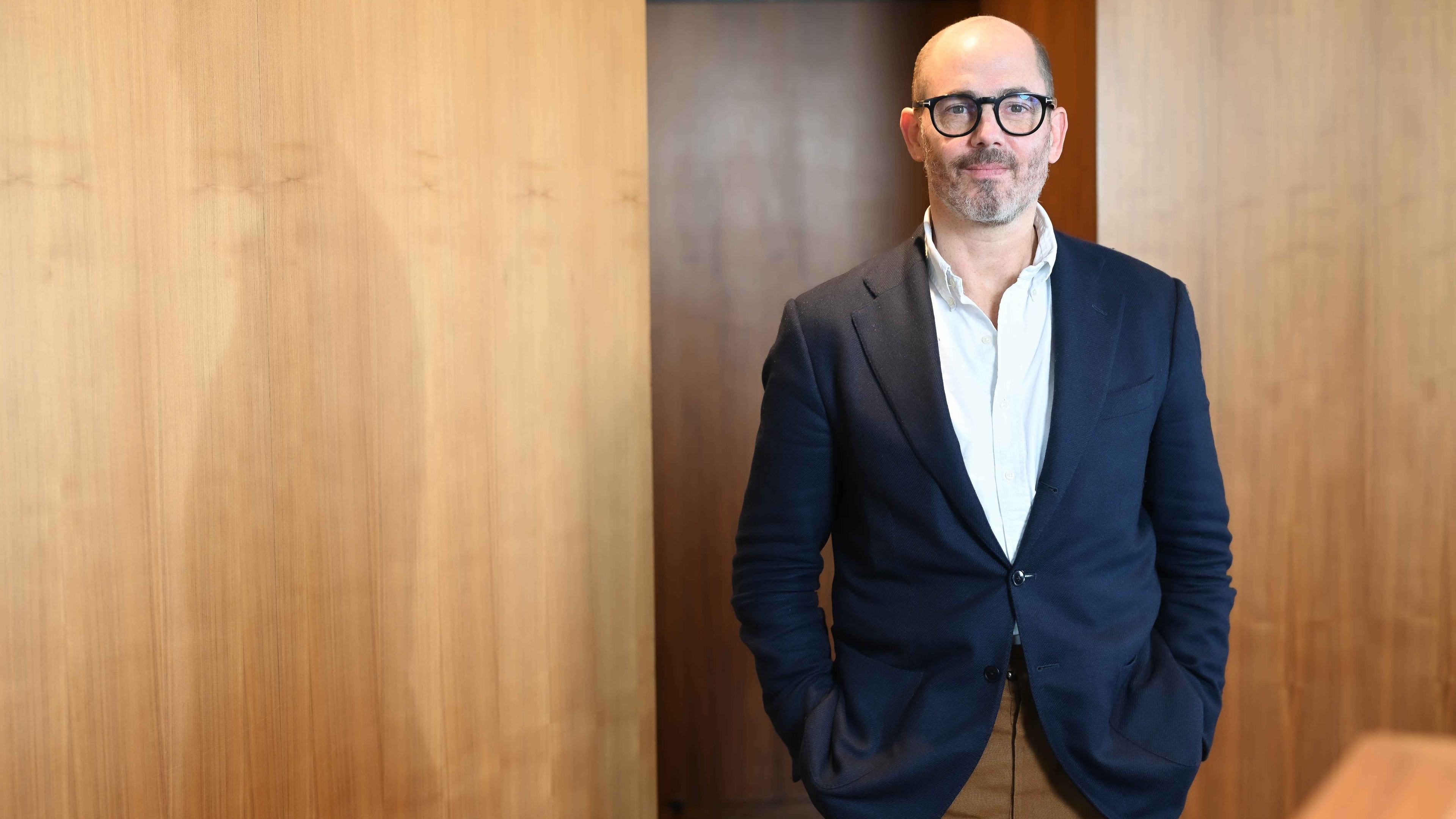 Interview zum Deutschen Filmpreis mit dem nominierten Regisseur Edward Berger am 22. April 2023 in Berlin. Foto: Reto Klar / Funke Foto Services