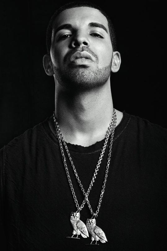 Schreibt sich mit seinem Albumhit in die Charts-Annalen ein: Drake