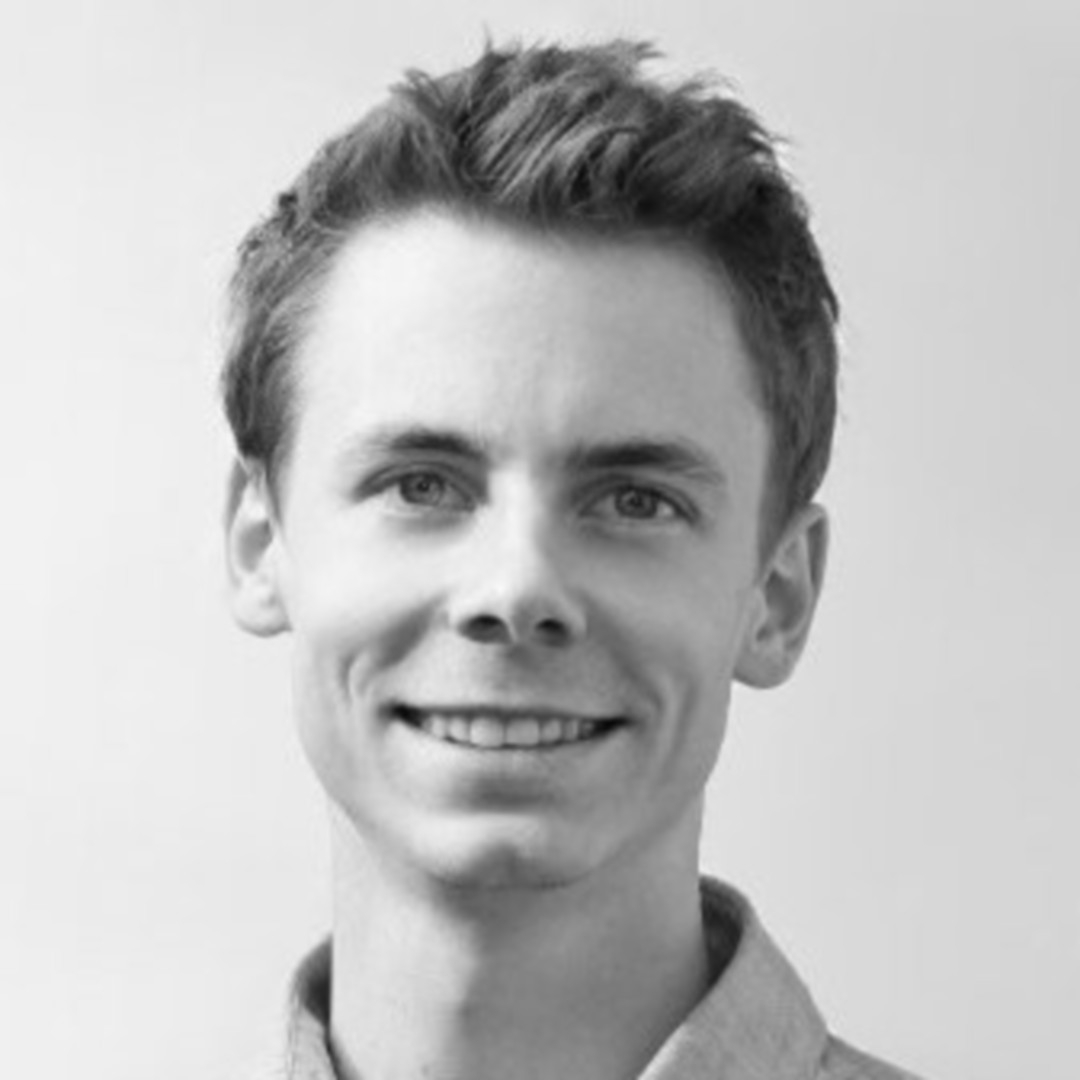 VFX-Supervisor war Emanuel Fuchs, der DP-Lesern noch von „Face the Darkness“ (DP 17:01) bekannt ist – und der seitdem als CG-Artists und Supervisor bei Accenture Song in Stuttgart tätig ist.